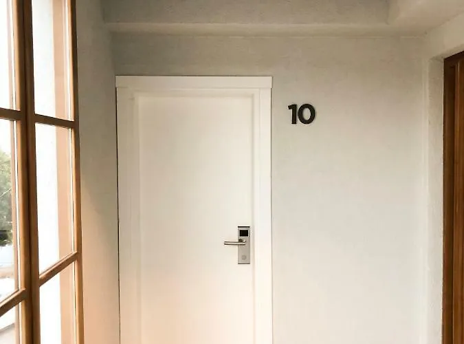 Отель Guemuesluek
