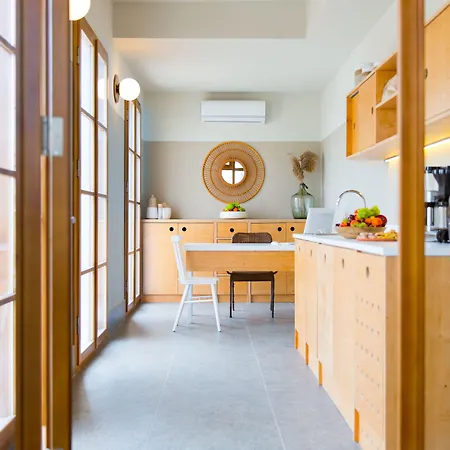 Отель Guemuesluek 3*