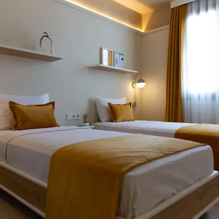 Guemuesluek Отель