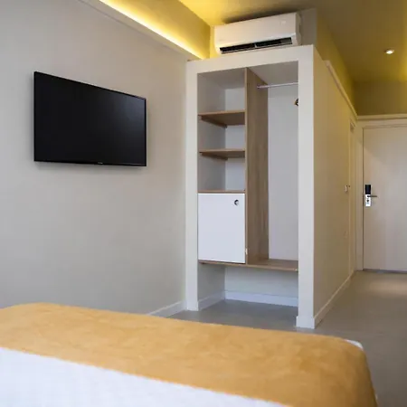 Guemuesluek Отель 3*